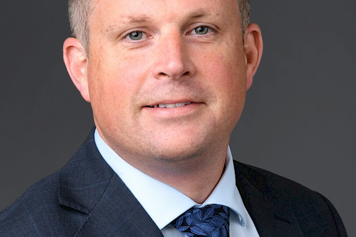 Headshot of Alastair Hart