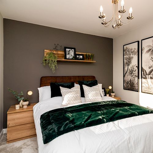 A green and brown themed Gleeson bedroom
