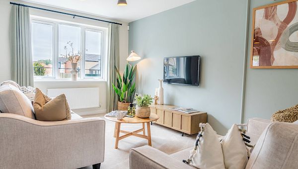 Images are for illustrative purposes only and may differ from the actual product.