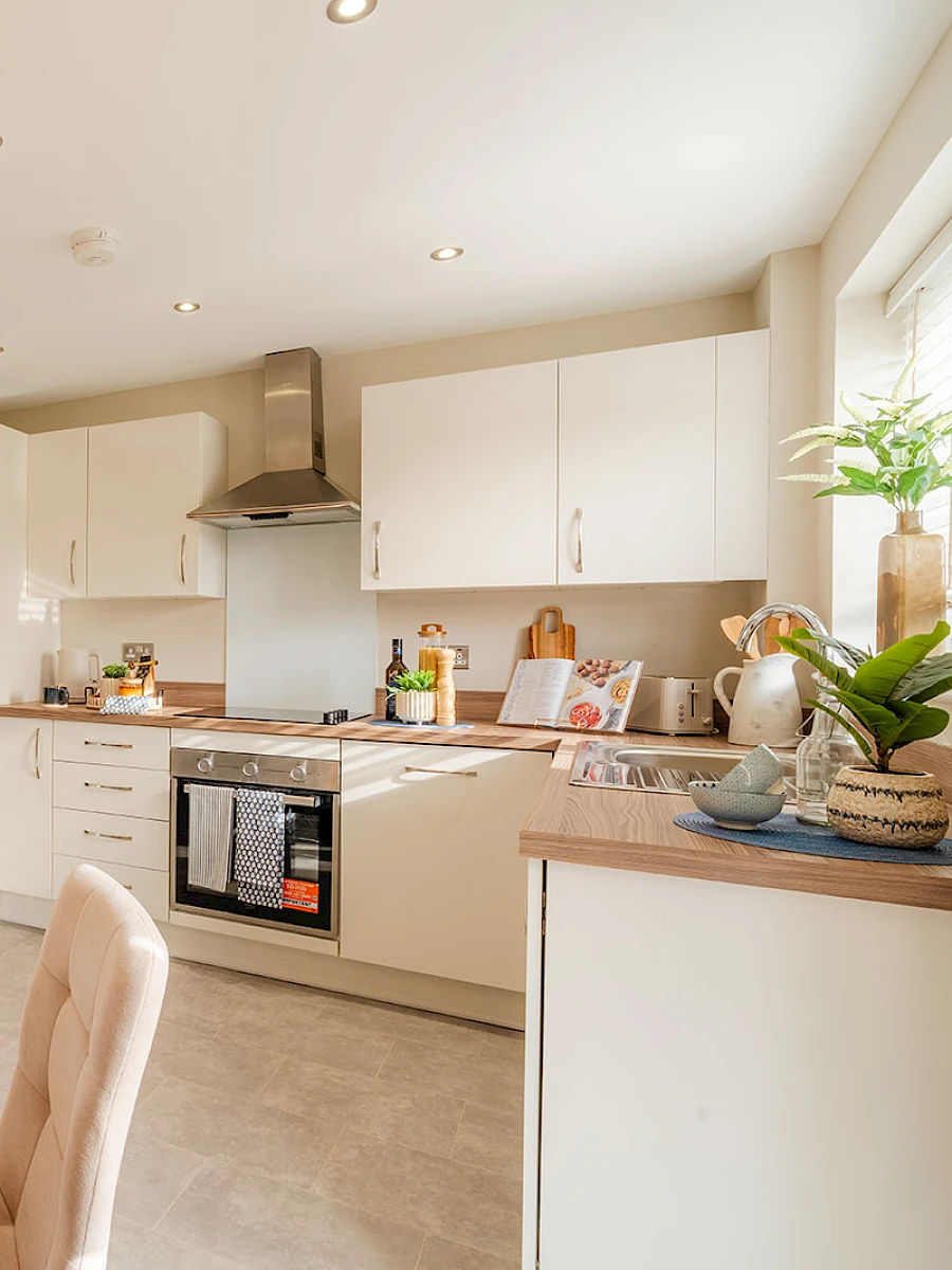 Gleeson Lisburn kitchen at Mariners View, Hornsea